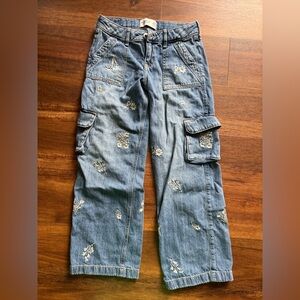 Abercrombie Kids Low Rise Baggy Pants Flower Detail